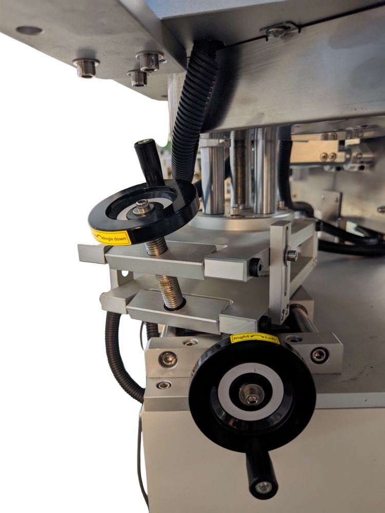 Automatic Labeling Machine